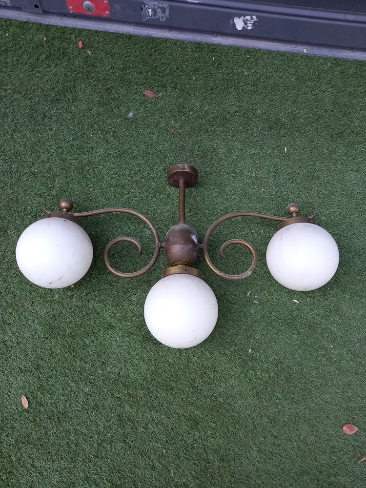 JOLIE APPLIQUE EN OPALINE ANCIENNE 200 Paris 17 (75)