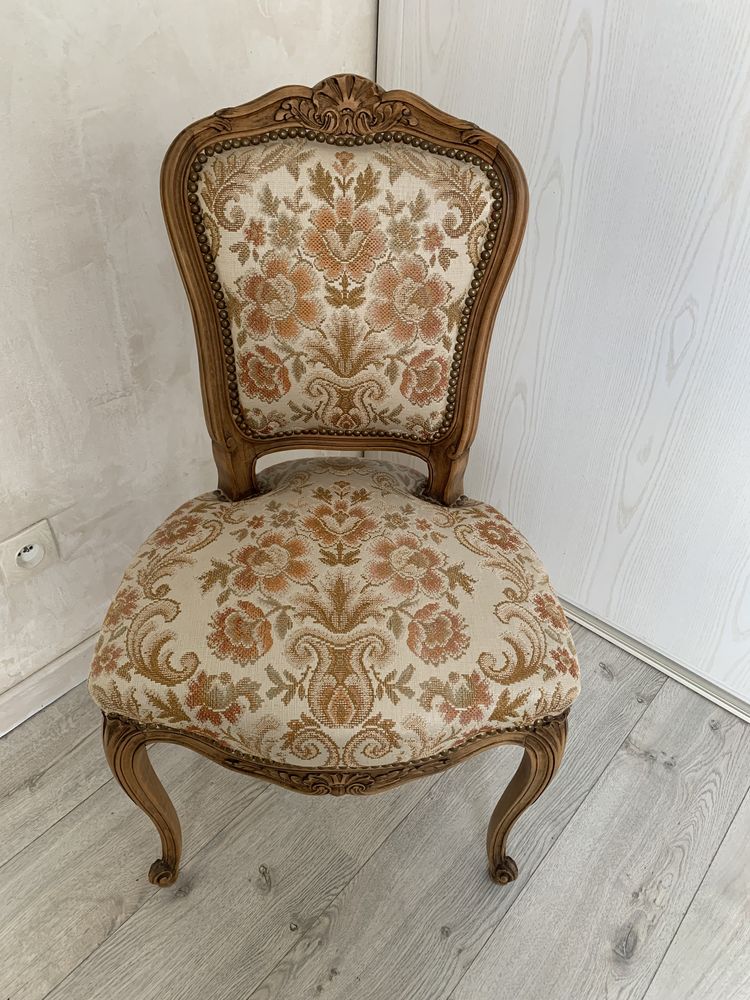 Jolie Chaise de style 200 Toul (54)