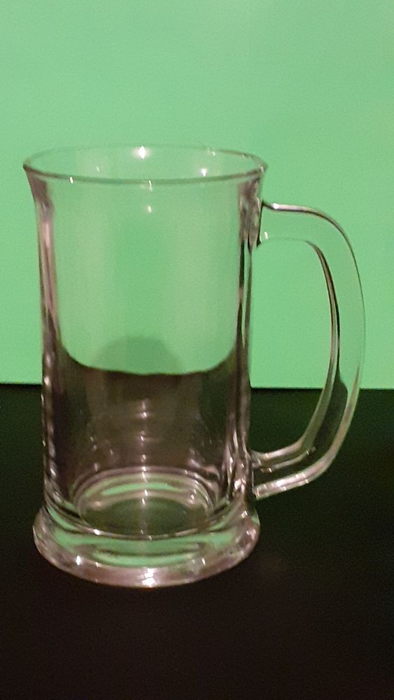 Une  jolie chope en verre 5 Lamotte-Beuvron (41)