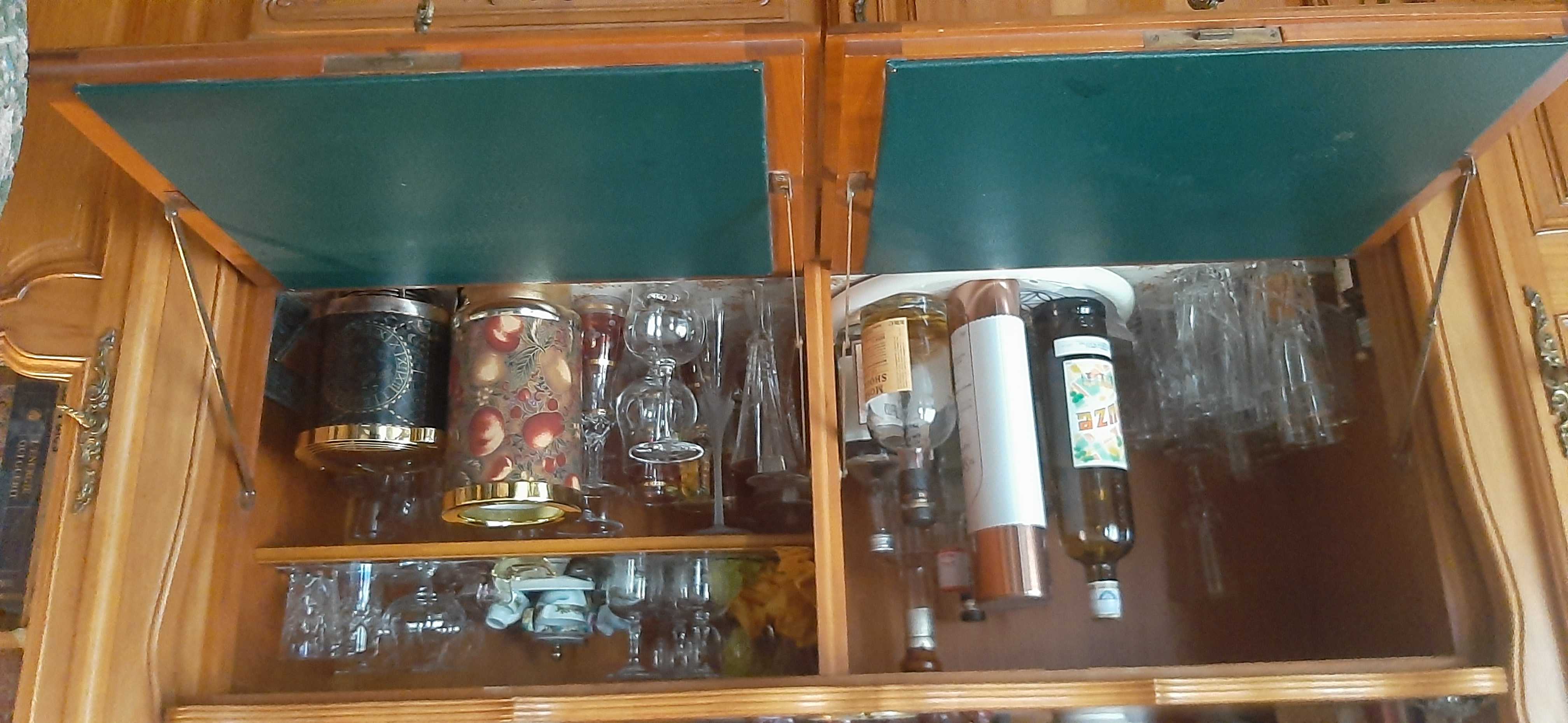 jolie commode-biblioth�que multifonctions 380 Vesoul (70)