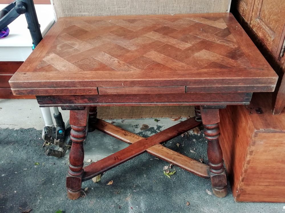  jolie table avec rallonges en bois massif 0 Anglet (64)