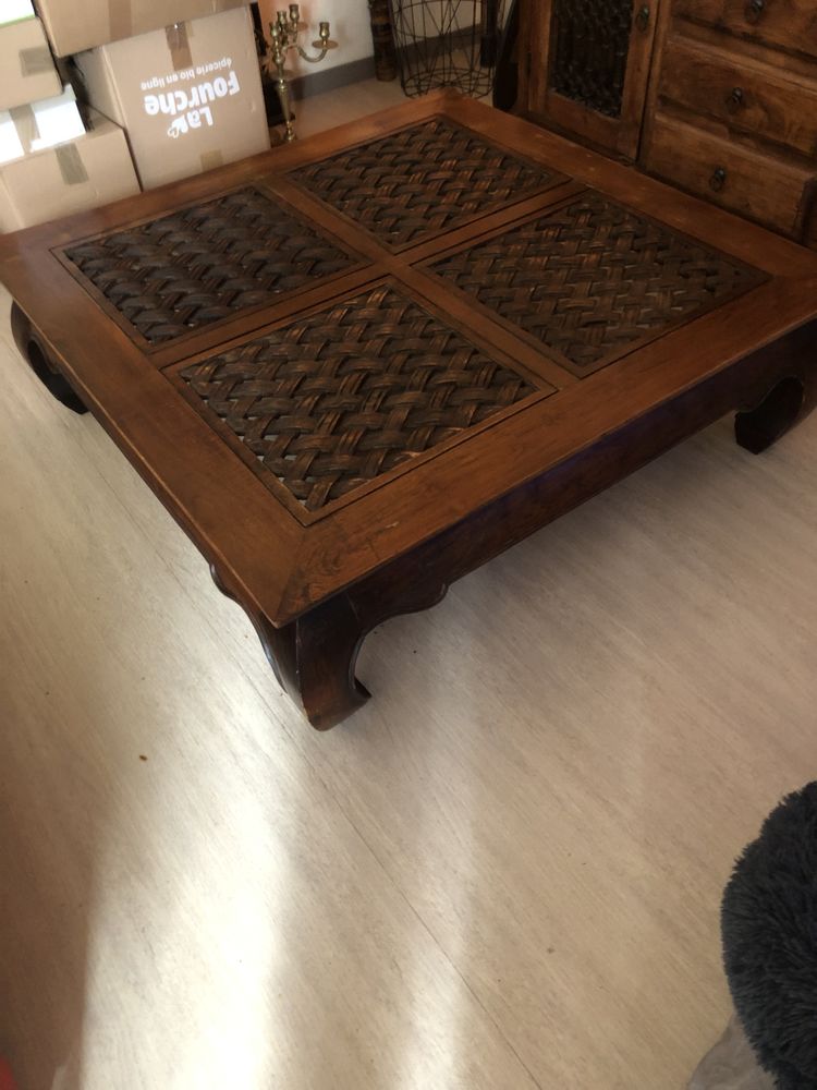 jolie Table de salon en bois, Excellent �tat 1m10 sur 1m10. 90 Seysses (31)