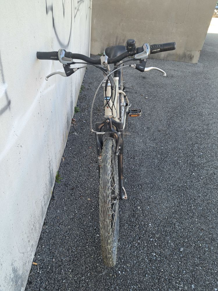 jolie v�lo pour femme 65 Veynes (05)