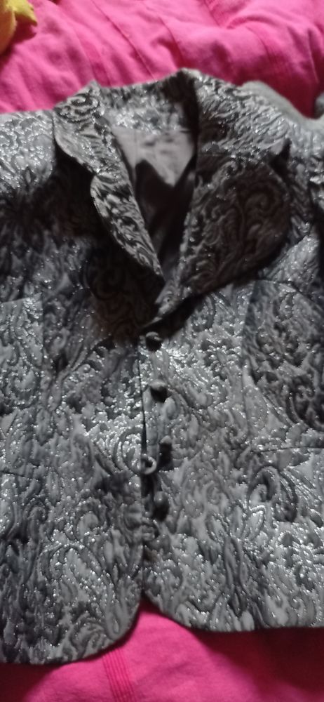 jolie veste pour femme 20 Pantin (93)