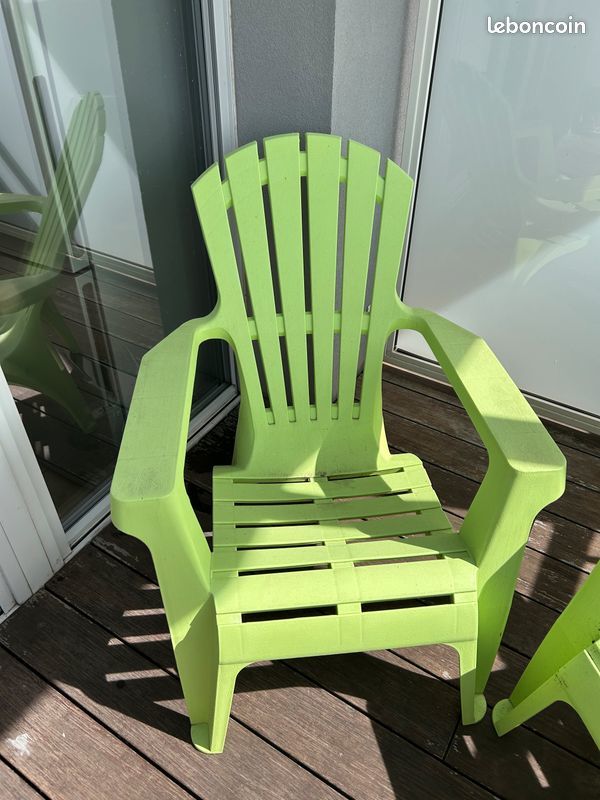 jolis fauteuils de jardin 15 Bron (69)