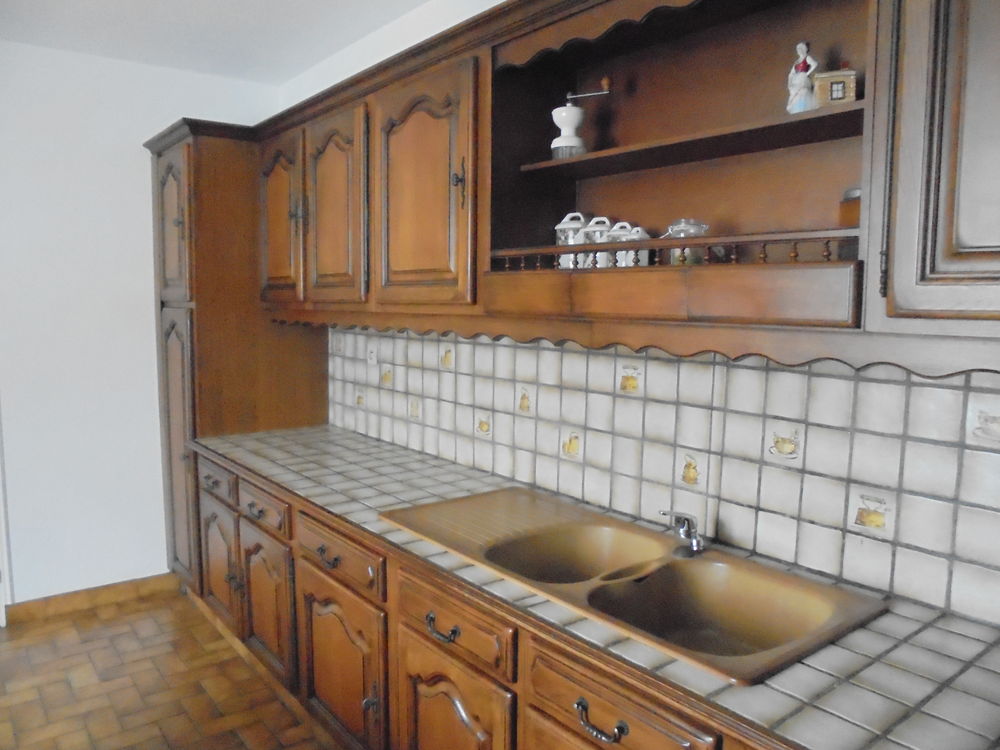 jolis meubles de cuisine incorpor�e 1000 Beaucouz� (49)