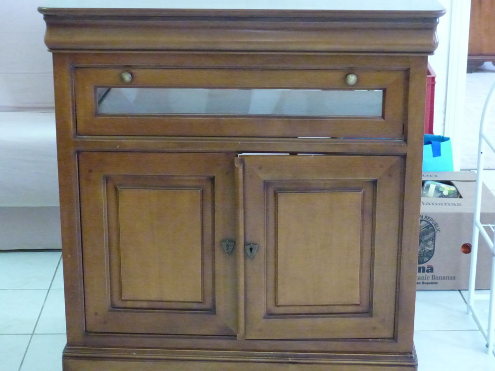 Jolis meubles en merisier massif 0 Brioux-sur-Boutonne (79)