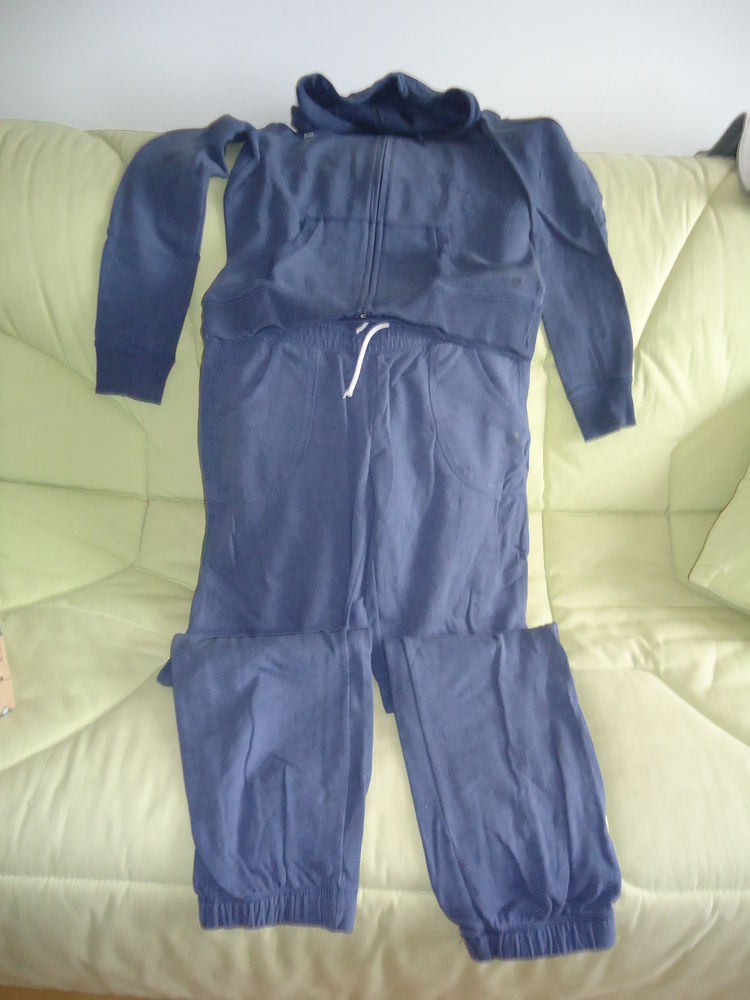 JOOGING FEMME BLEU 6 Portiragnes (34)