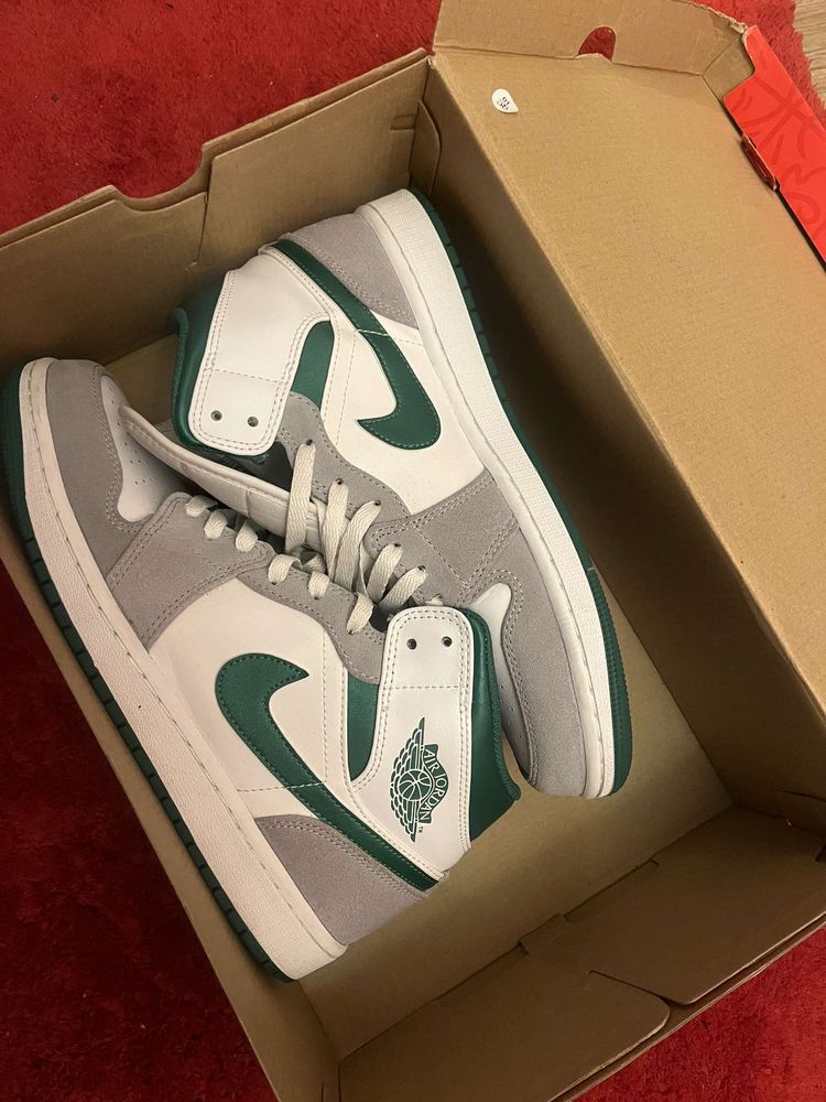 Air Jordan 1 mid / Vert et blanc 50 Troyes (10)