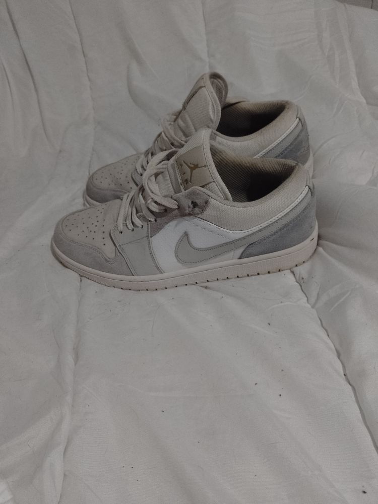 Air Jordan low 140 Annecy-le-Vieux (74)