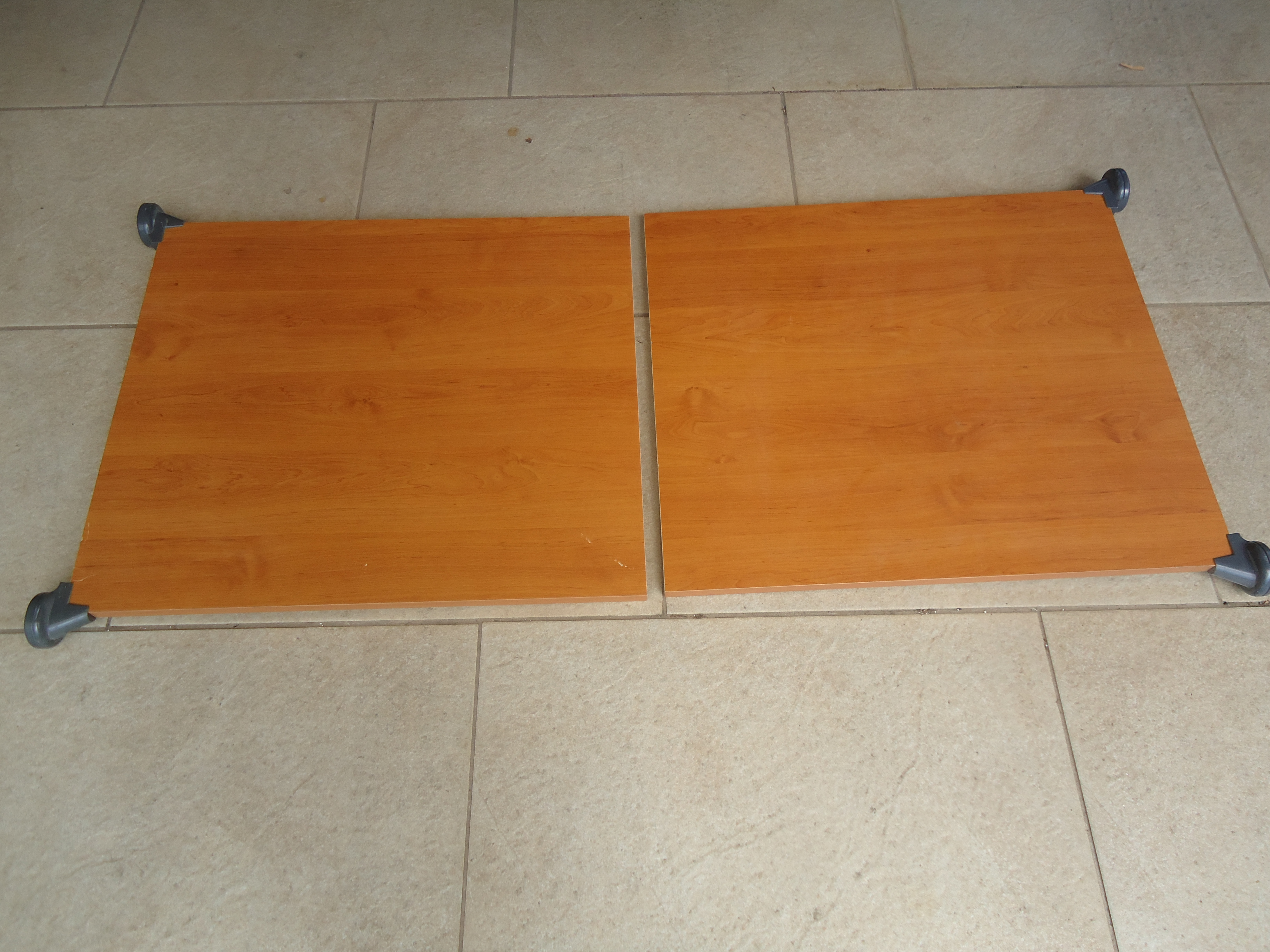 JOUES DE BUREAU 8 Portiragnes (34)