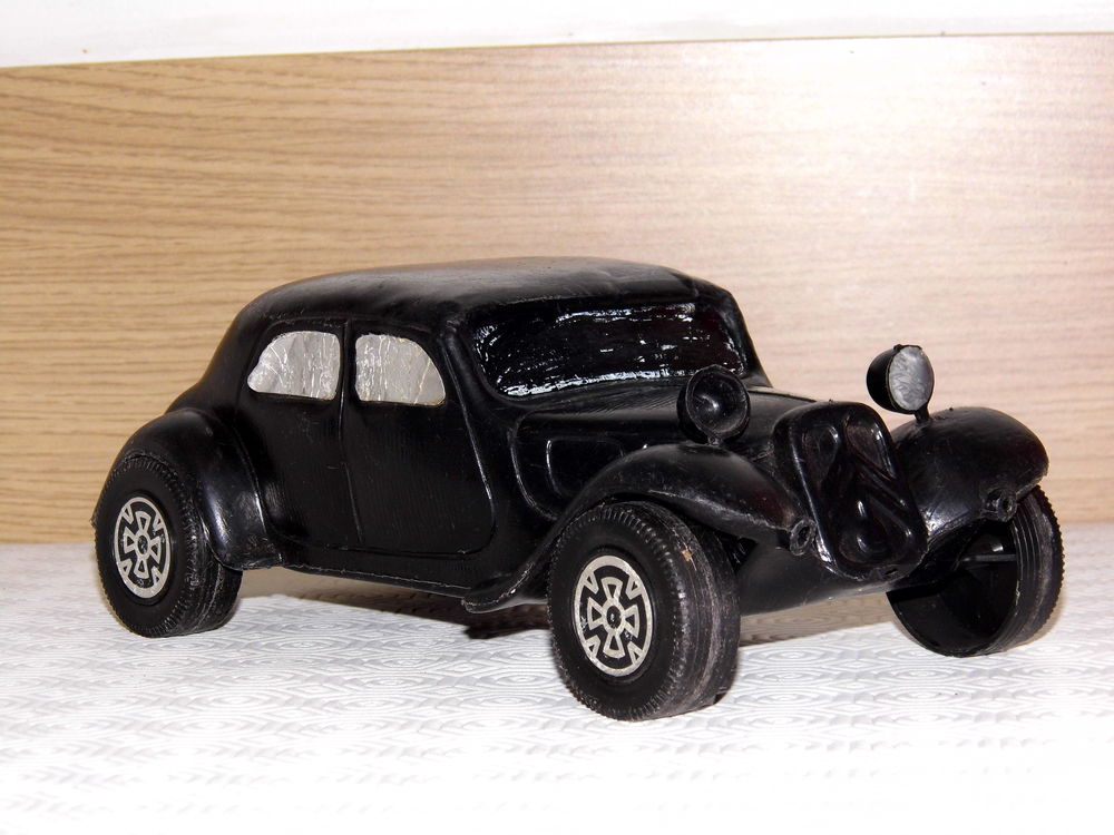 Jouet ancien TRACTION CITROEN ECO Made in France voiture 1960 30 Dunkerque (59)