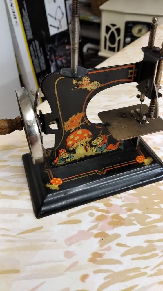 Jouet ancien 80 Vitry-sur-Seine (94)