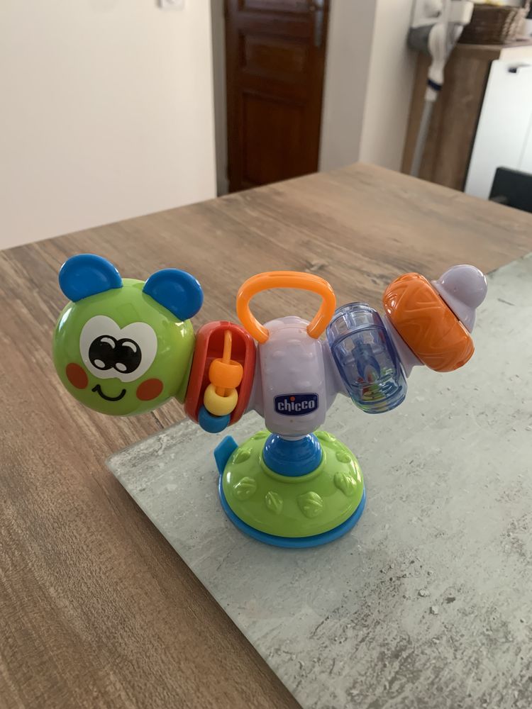 Jouet d' �veil Chicco    La chenille    5 Saleilles (66)