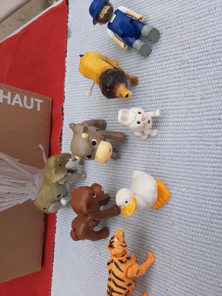 Jouet ferme en bois 30 Vacqueyras (84)