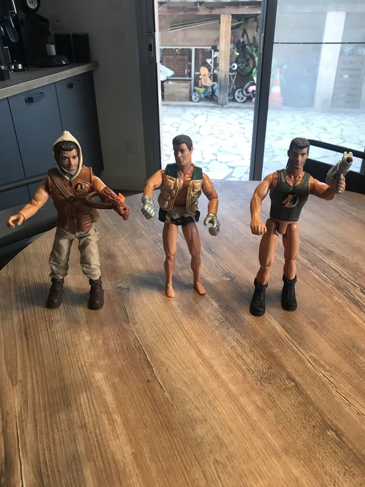 Jouet gar�on Lot de 3 figurines 6 Saleilles (66)