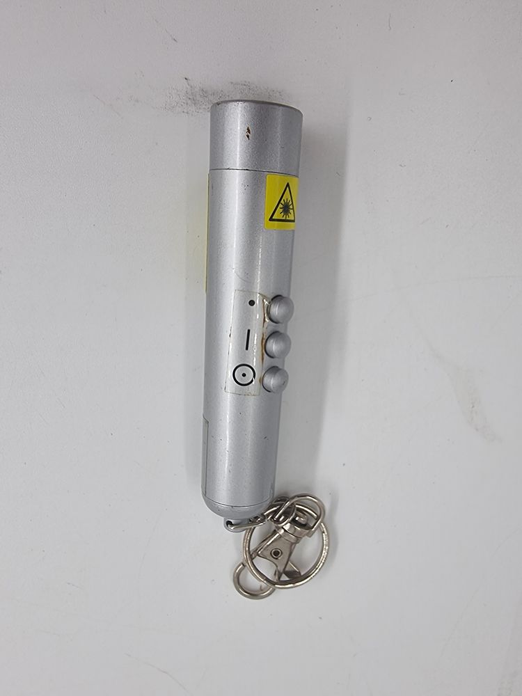 Jouet laser gris m�tallis� 1 Vulbens (74)