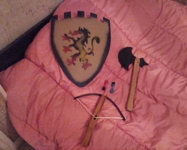 jouet de m�di�vale 40 Sedan (08)