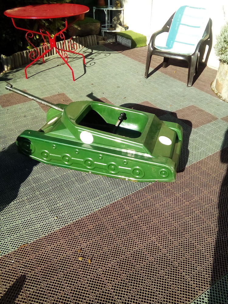 JOUET A PEDALES ANCIEN 120 Maffliers (95)