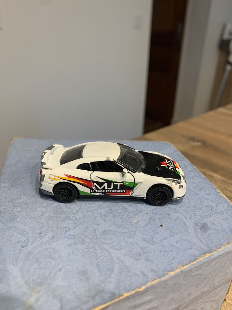 Jouet v�hicule miniature Majorette    Nissan GTR 4 Saleilles (66)