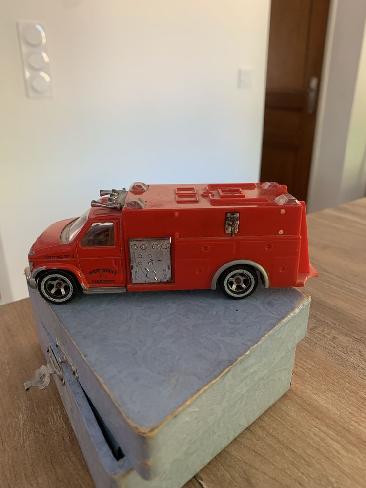 Jouet v�hicule miniature Majorette camion pompier 5 Saleilles (66)