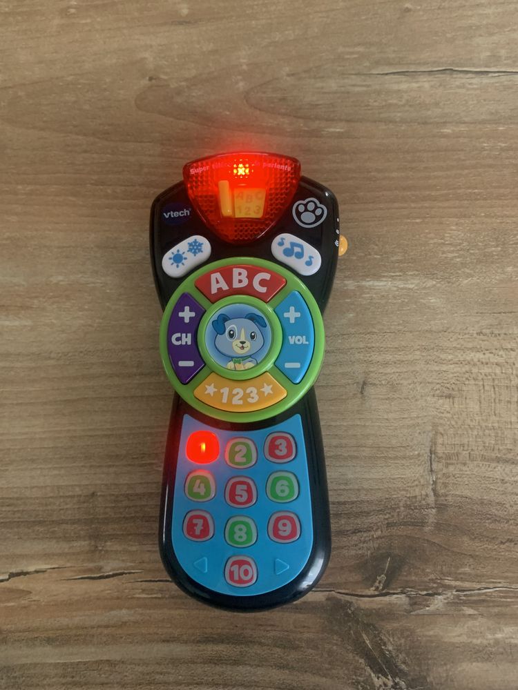 Jouet  Vtech     T�l�commande parlante    6 Saleilles (66)