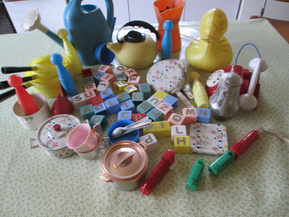 LOT DE JOUETS ANCIENS 5 Bourgoin-Jallieu (38)