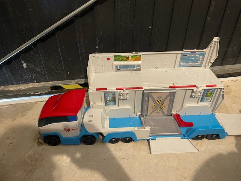 Jouets enfant . 15 N�mes (30)