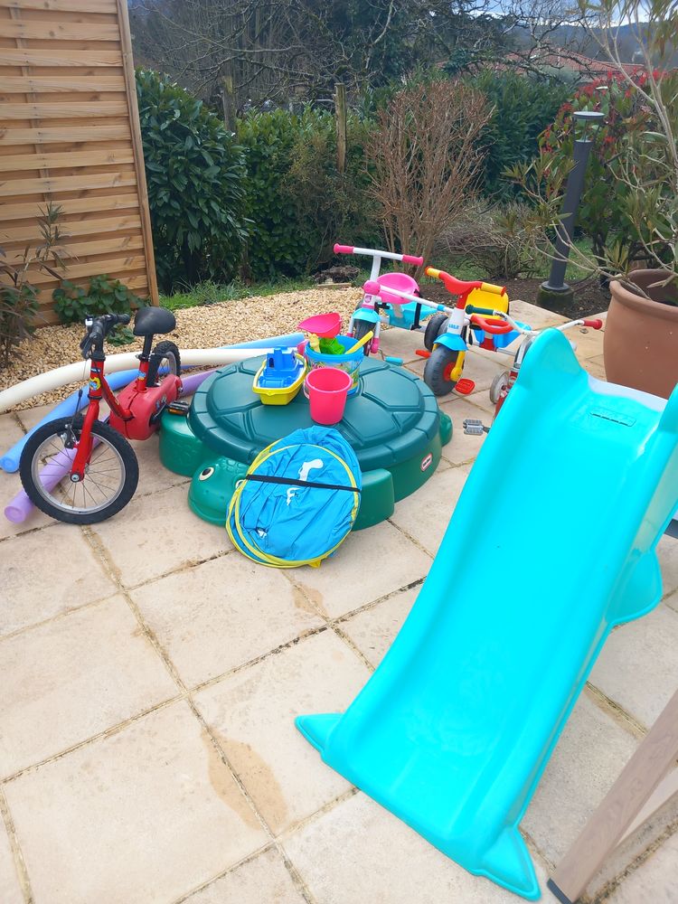 Jouets de jardin pour enfants 100 Puy-l'�v�que (46)