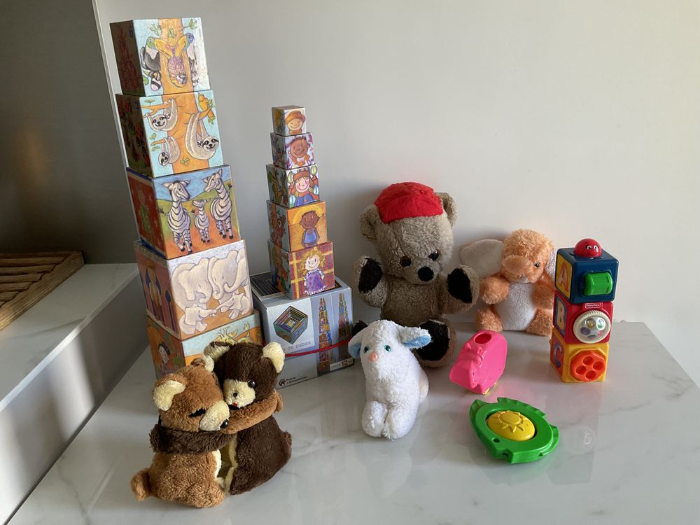 Jouets et peluches premier �ge 12 Paris 12 (75)