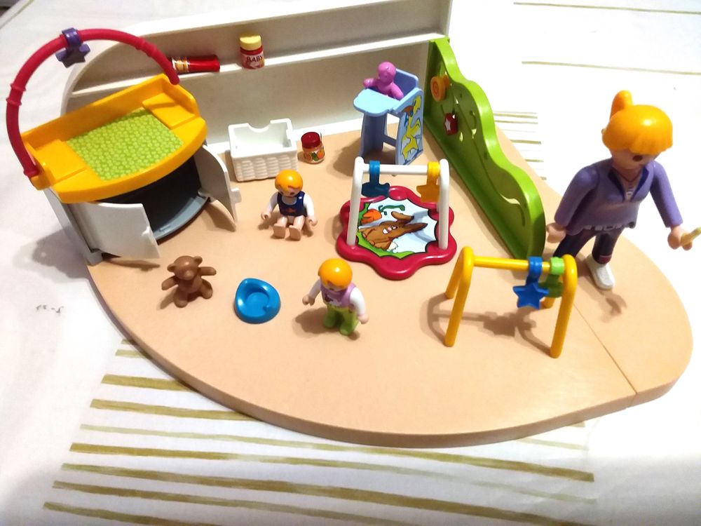 3 jouets Playmobil 55 Crespin (59)