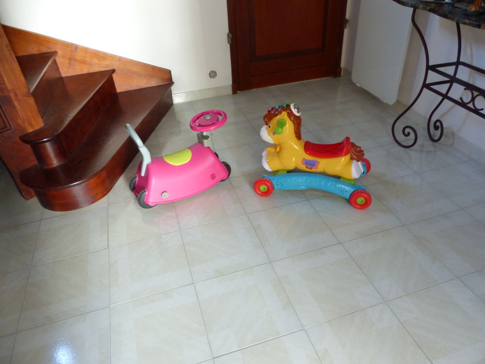 Jouets  pour enfants 20 Saint-R�my-de-Provence (13)