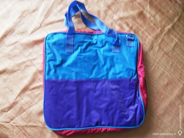 Sac � jouets souple rgt Barbies, cartes, etc. NEUF 6 Pantin (93)