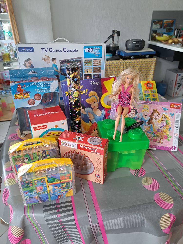 Jouets 0 Voiron (38)