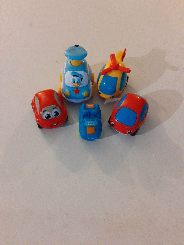 Jouets 1er �ge 15 Ch�nehutte-Tr�ves-Cunault (49)