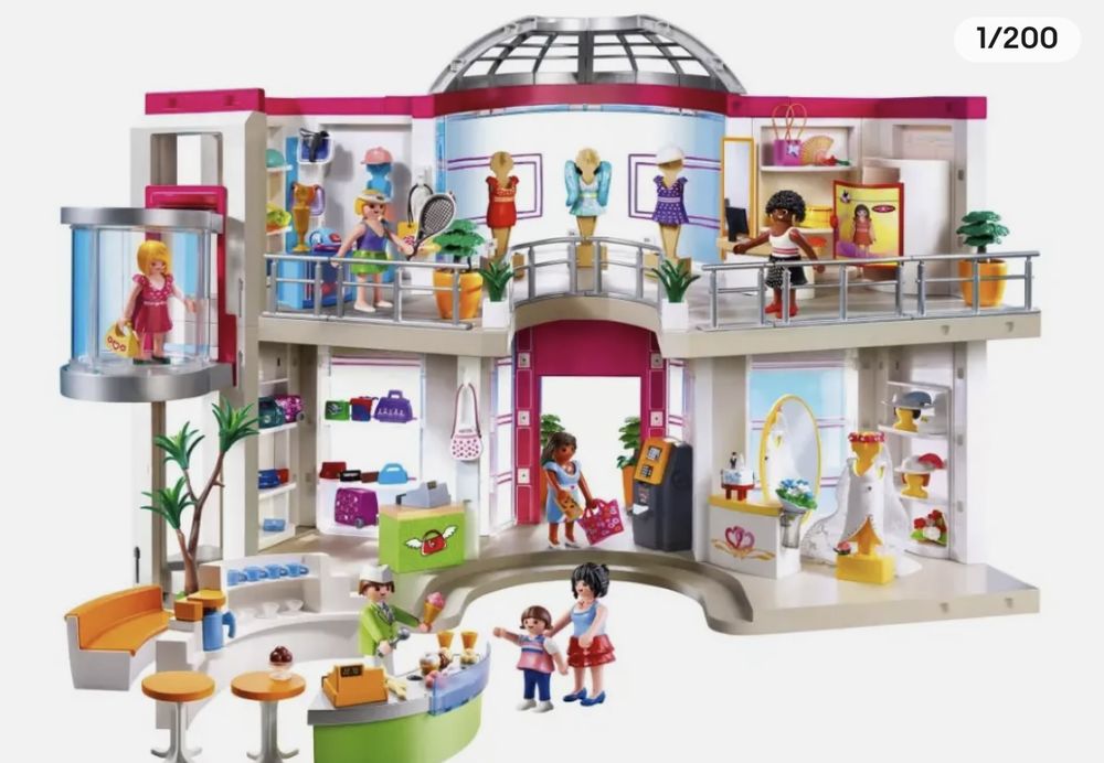 Lot 300 jouets 160 Boulogne-Billancourt (92)