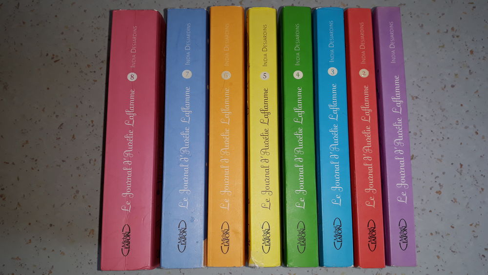 Le journal d'Aur�lie Laflamme, 8 tomes 35 Saint-Bonnet-de-Mure (69)