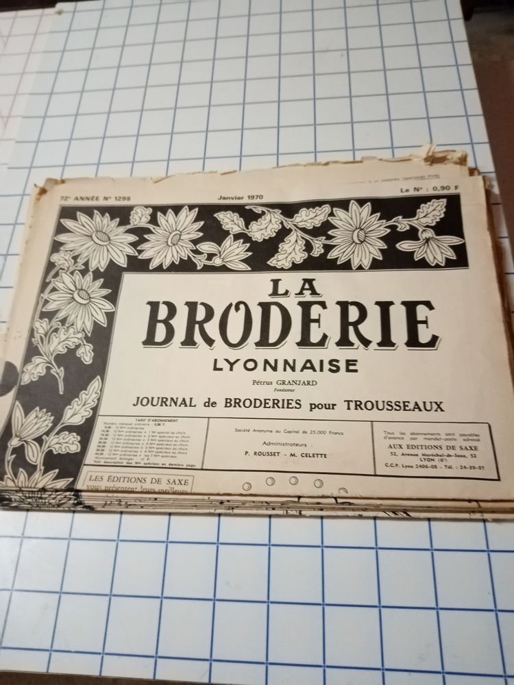 journaux  la broderie lyonnaise , journal de broderies 0 Saint-Papoul (11)