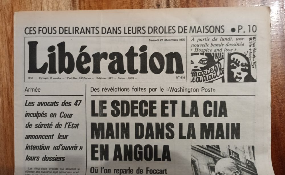 Journaux Lib�ration 10 Paris 17 (75)