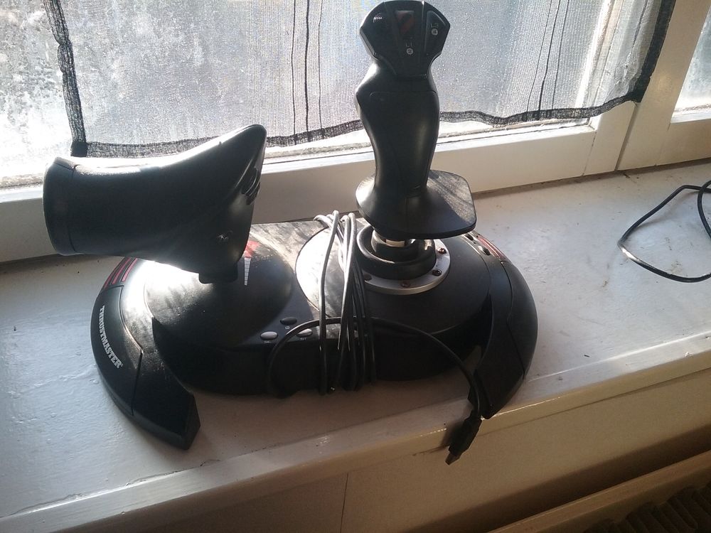 Joystick PC - PS3 10 P�ronne (80)