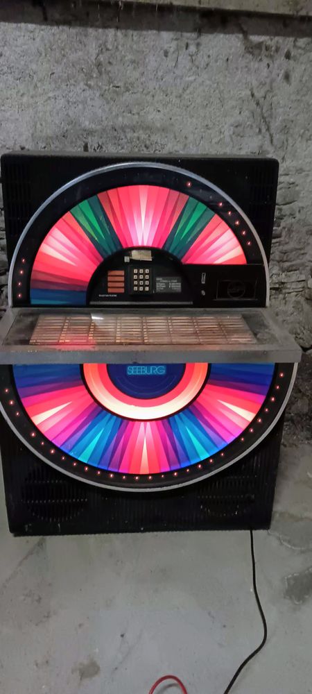 JUKE BOXE 1650 Chissey-l�s-M�con (71)