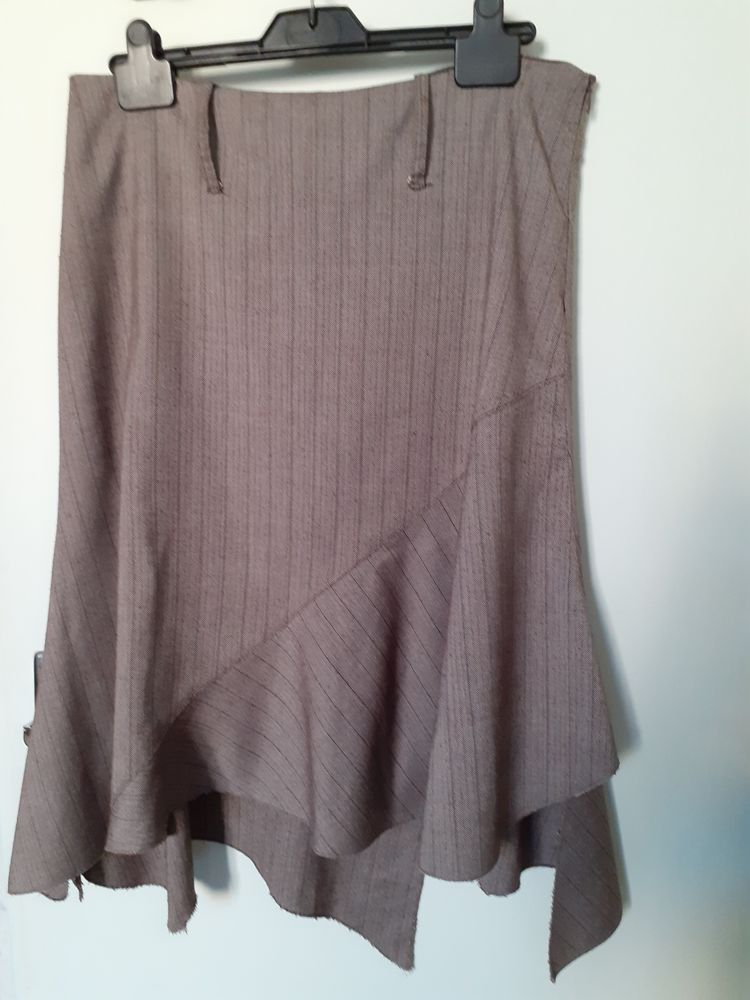 Jupe asym�trique taille 42 5 Grisolles (82)