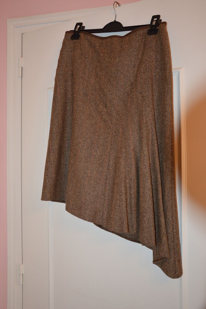 Jupe asym�trique 20 Pouzolles (34)