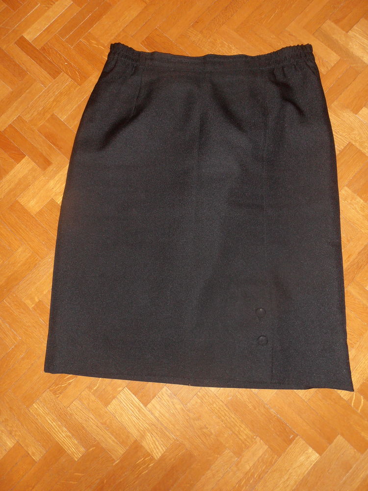 Jupe 2 boutons (83) 10 Tours (37)
