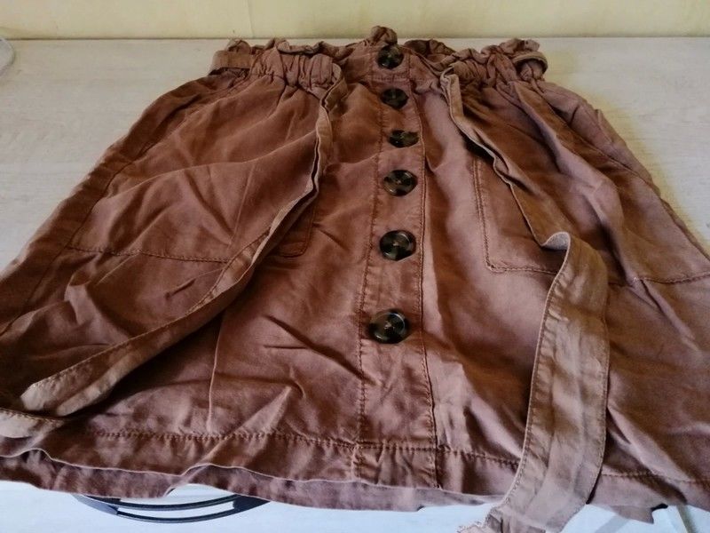 jupe cache cache 36
4 Vinezac (07)