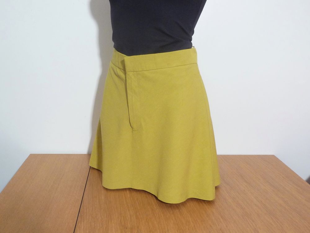 Jupe Courte Evas�e Vert Clair- Taille L- Zara 15 Paris 15 (75)