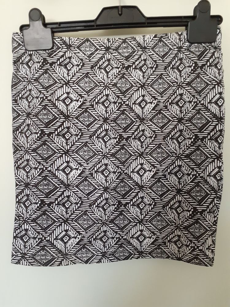 Jupe courte taille 38 3 Grisolles (82)