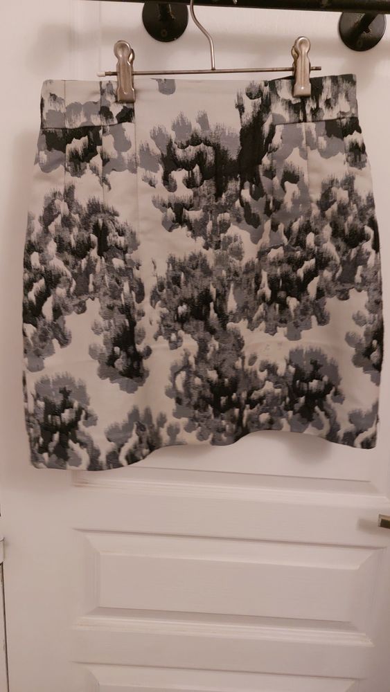 Jupe courte H&M en 38 0 Saint-Vincent-de-Tyrosse (40)