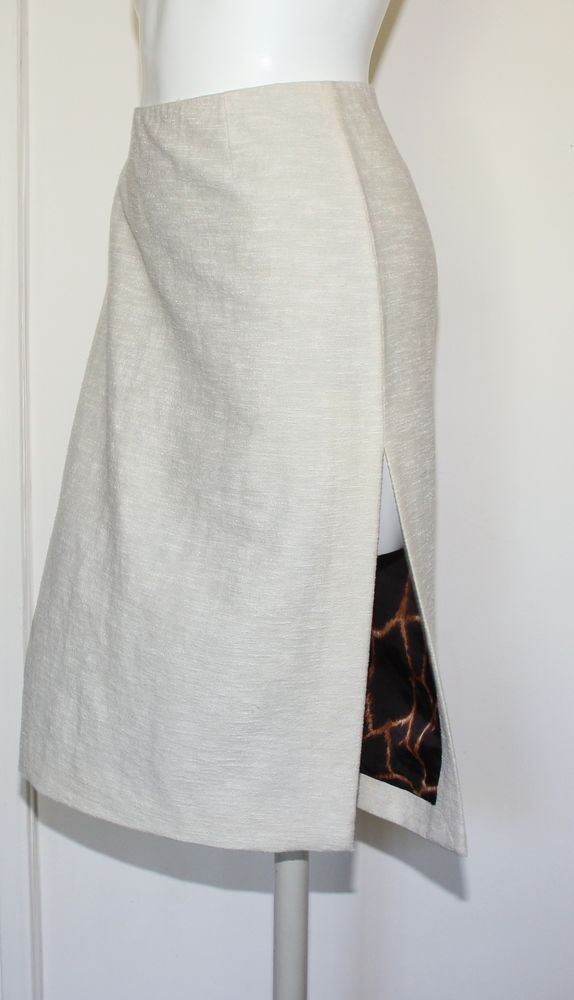 Jupe craie l�opard DOLCE & GABBANA
T.40 Fr 100 Issy-les-Moulineaux (92)