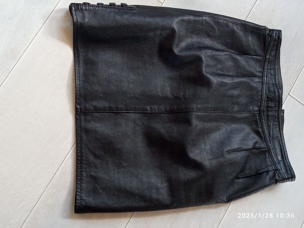 jupe en cuir 20 Grosbois-l�s-Tichey (21)